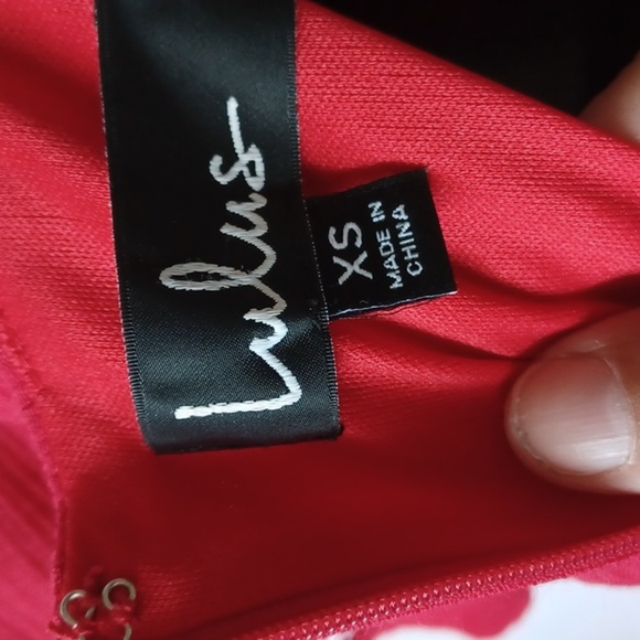 Lulus Dress Adult Size XS Red Short Sleeve Round Neck Lined, lace trim - Picture 5 of 6
